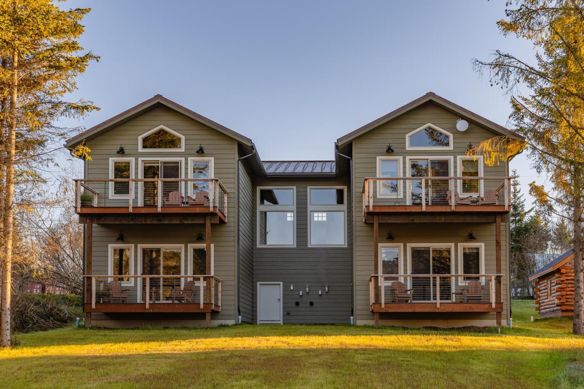 Lakeshore Lodging Suites Homer Exterior photo